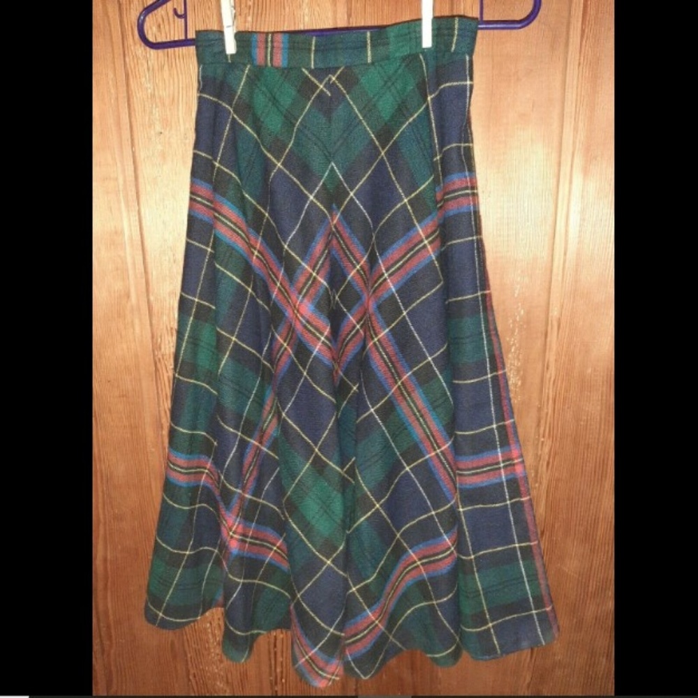 VTG 70's College Town Women's 5/6 Tartan Skirt